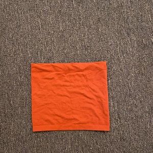 Urban strapless crop